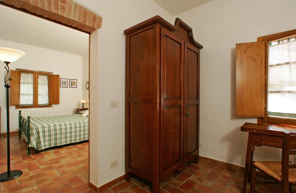 Podere Il Pero Siena Szoba fotó