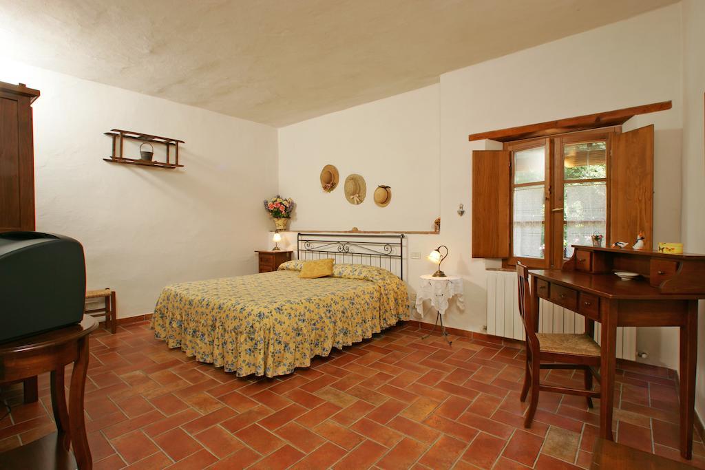 Podere Il Pero Siena Szoba fotó